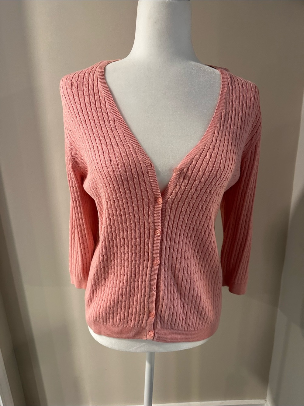 Willi Smith Coral Pink V-Neck Cable Knit Button-Front Sweater